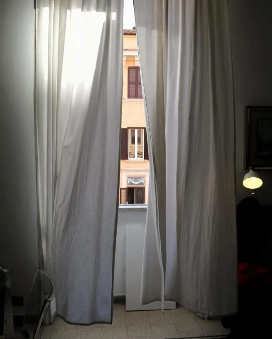 Tra I Musei Vaticani House Rome Italy